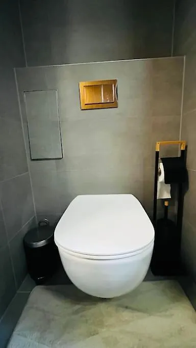 Apartment Holesovice, Garden, Garage 프라하 체코