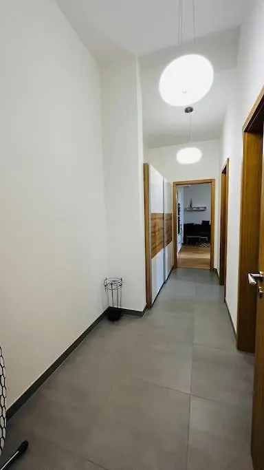 Apartment Holesovice, Garden, Garage 프라하
