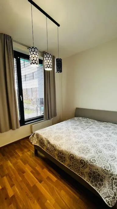 Apartment Holesovice, Garden, Garage Praga Czechy